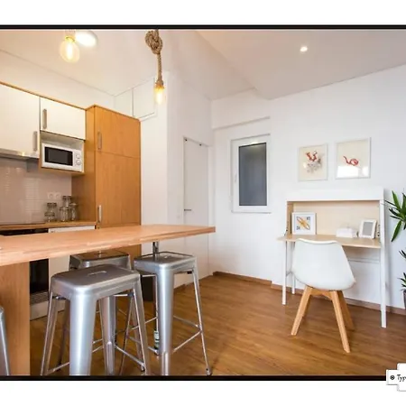 Canto Do 28, Typical *