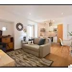 Canto Do 28, Typical Apartment Lisbon